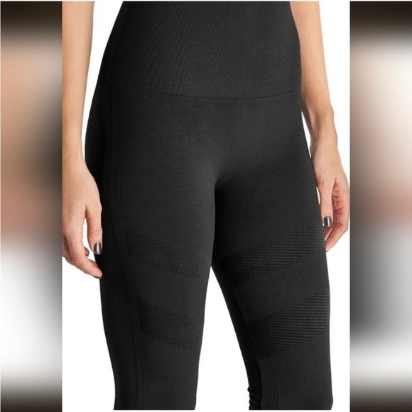 Belly bandit Ultra high waist moto Mother Tucker black shapewear leggings - Picture 2 of 16